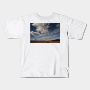 Monument Valley and Clouds2 Kids T-Shirt